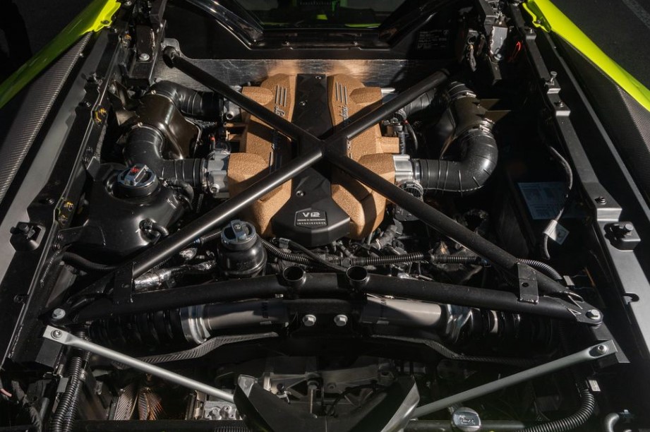 2021 Lamborghini Aventador Engine Options