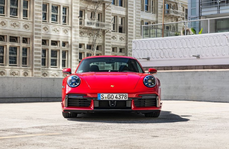 2021 Porsche 911 Turbo Front View