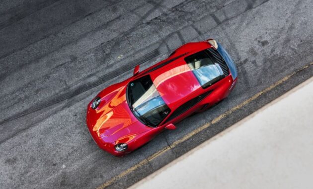 2021 Porsche 911 Turbo view from the top