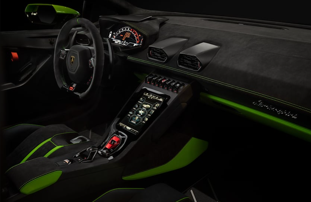 2023 Lamborghini Huracan Interior